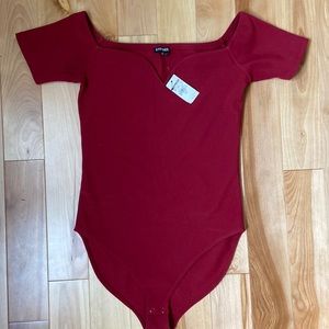 NWT Express sweetheart off the shoulder ribbed bodysuit